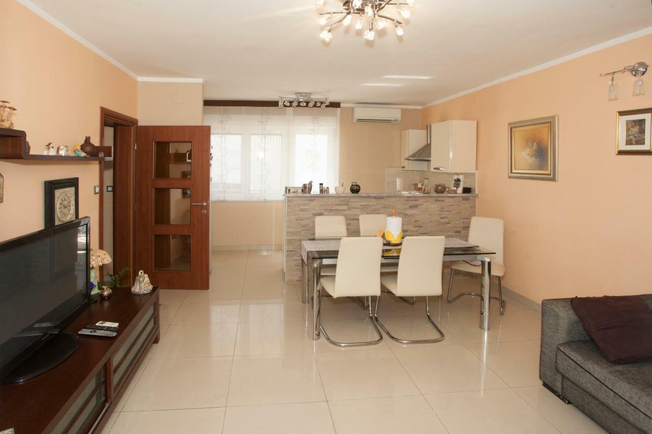 Apartment Dolores Split Exterior foto