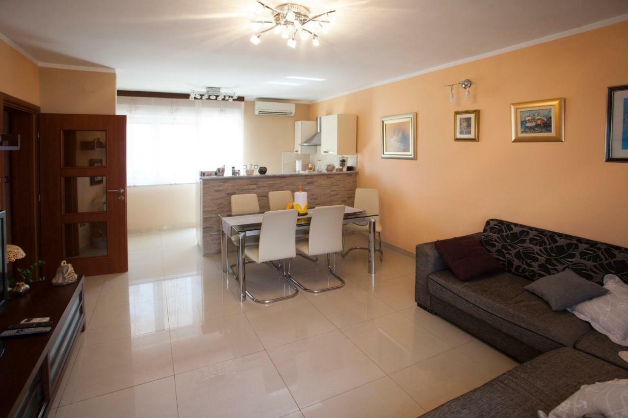 Apartment Dolores Split Exterior foto